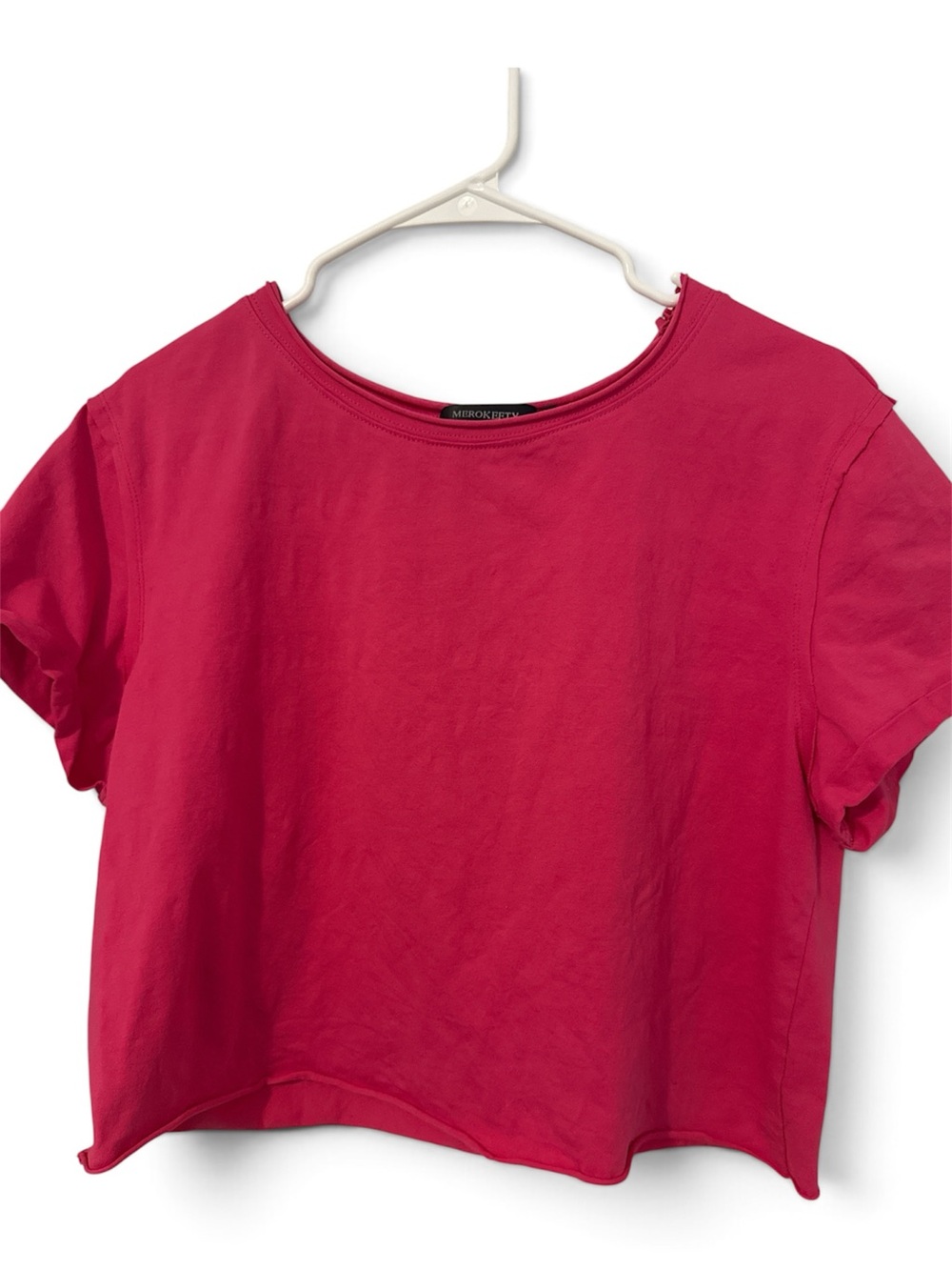 Women’s Raspberry Short-Sleeve Crop Tee